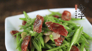 出鍋前加適量鹽即可。