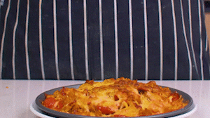 出鍋啦！?。】梢约狱c(diǎn)黑胡椒調(diào)味。