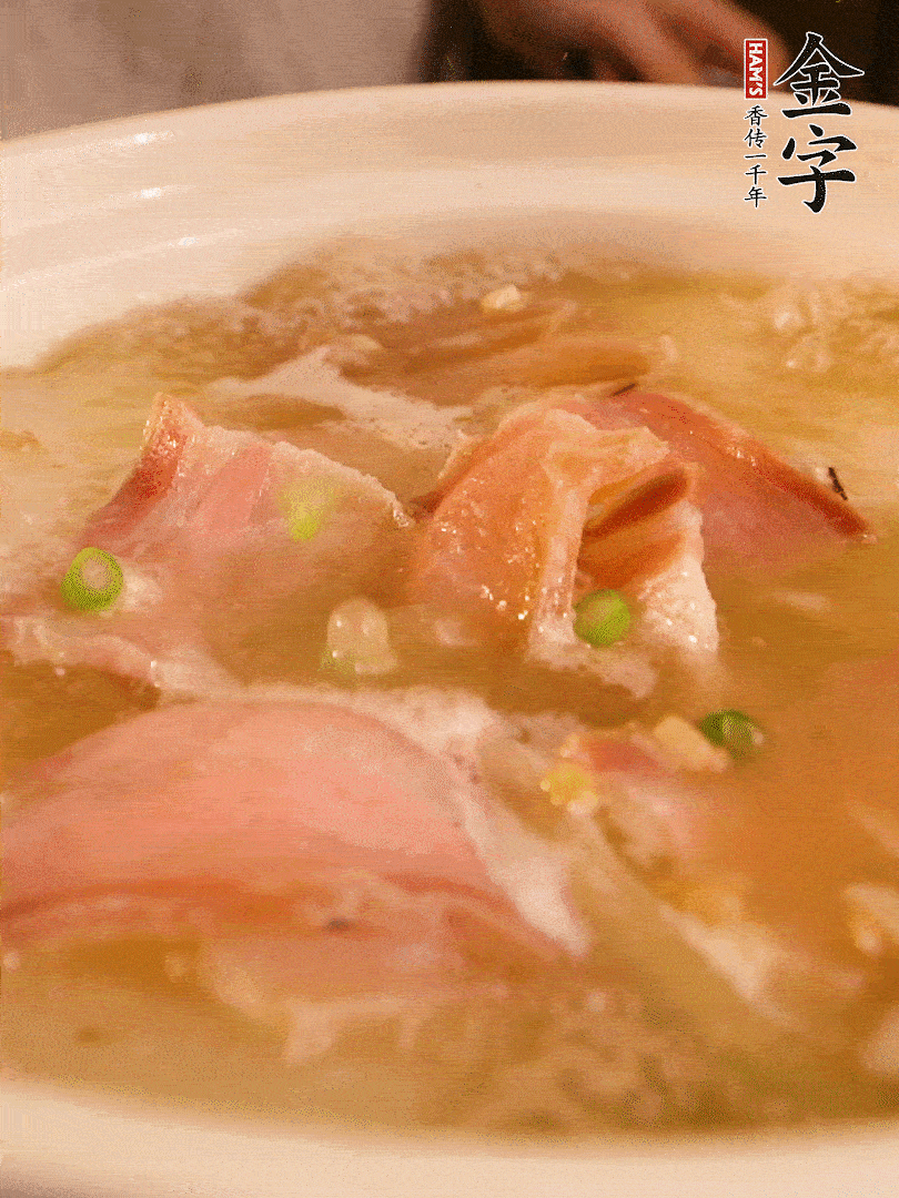 最后撒點蔥花。